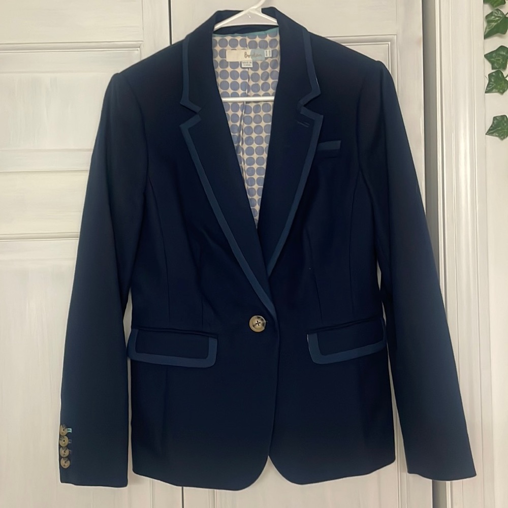 Women’s Boden Blazer